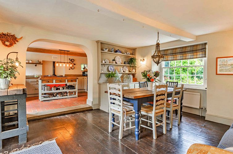 Vakantiehuis Islip Mill House - Beautiful Riverside Home