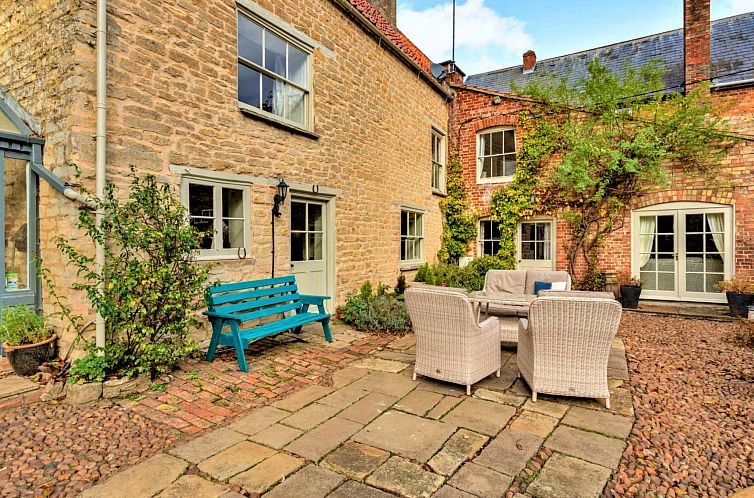 Vakantiehuis Islip Mill House - Beautiful Riverside Home