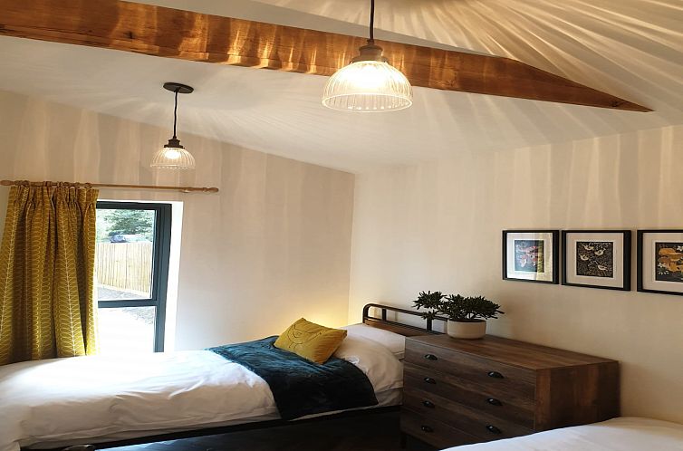 «Blackbarn Wood»