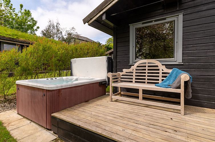 Vakantiehuis Lodge 6 - Hot Tub Lodge