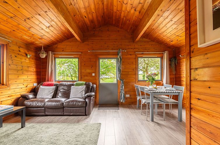 Vakantiehuis Lodge 6 - Hot Tub Lodge