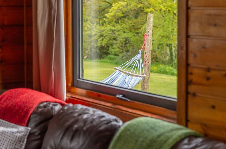 Vakantiehuis Lodge 6 - Hot Tub Lodge