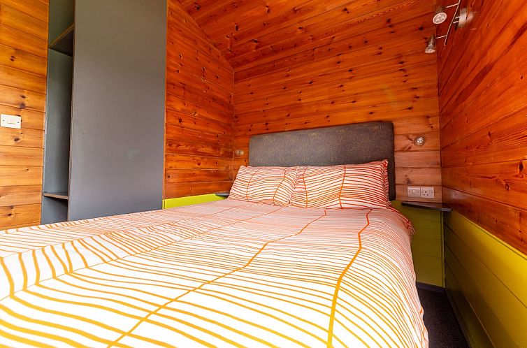 Vakantiehuis Lodge 4 - Hot Tub Lodge