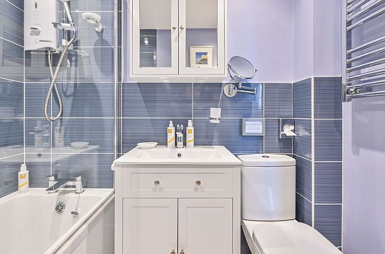 Appartement Wohnung in viktorianischer Villa mit Gartenblick