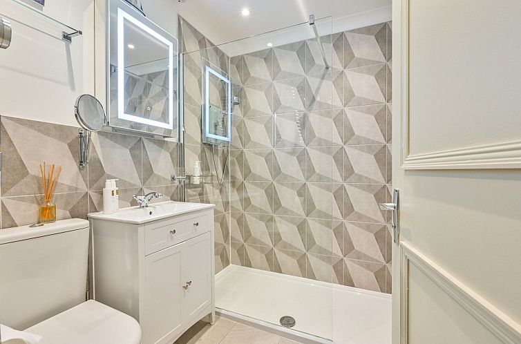 Appartement Große Wohnung in viktorianischer Villa