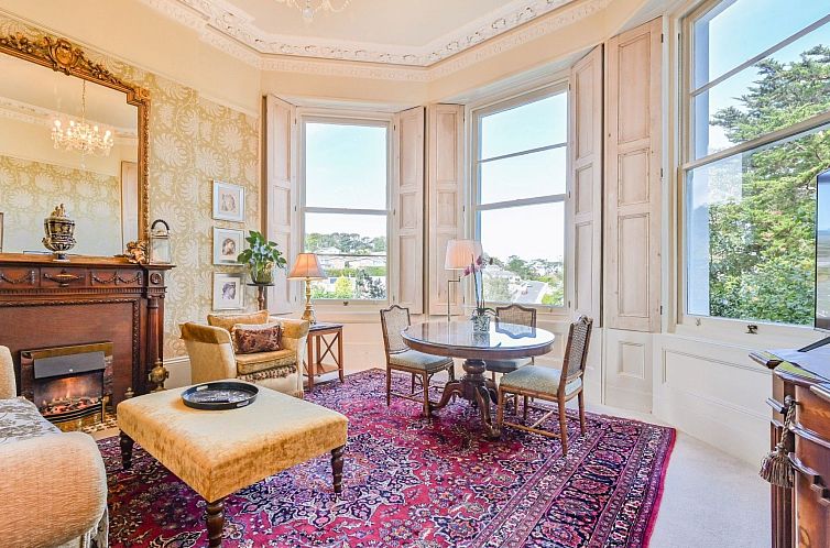 Appartement Große Wohnung in viktorianischer Villa