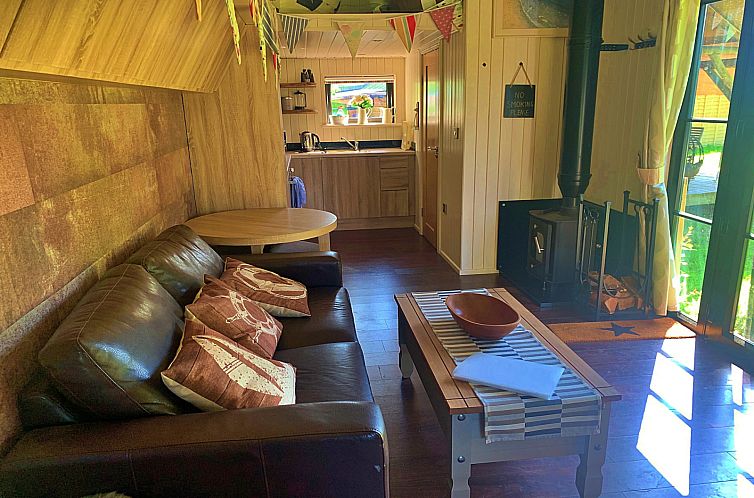 «Oak Tree Lodge»