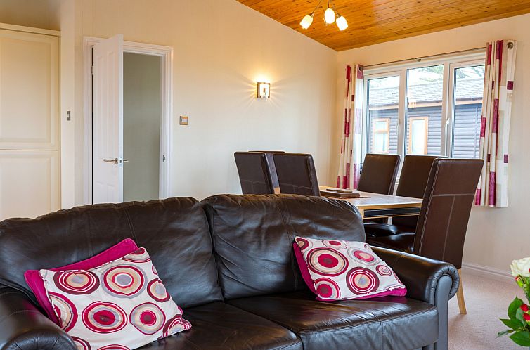 «Whitsand Bay Lodge»