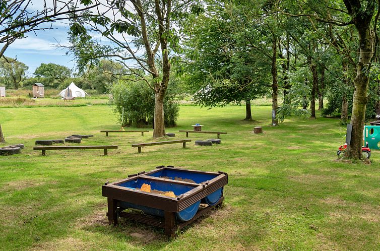 Vakantiehuis Oak Lotus Belle Tent