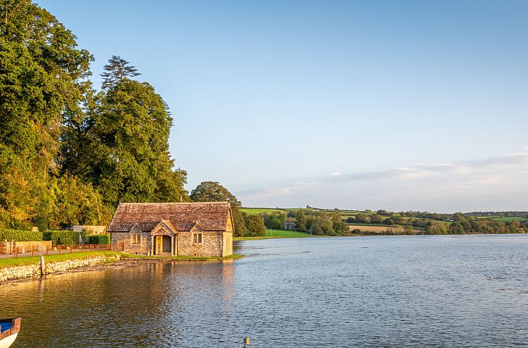 Vakantiehuis Historic Castle on River Tamar