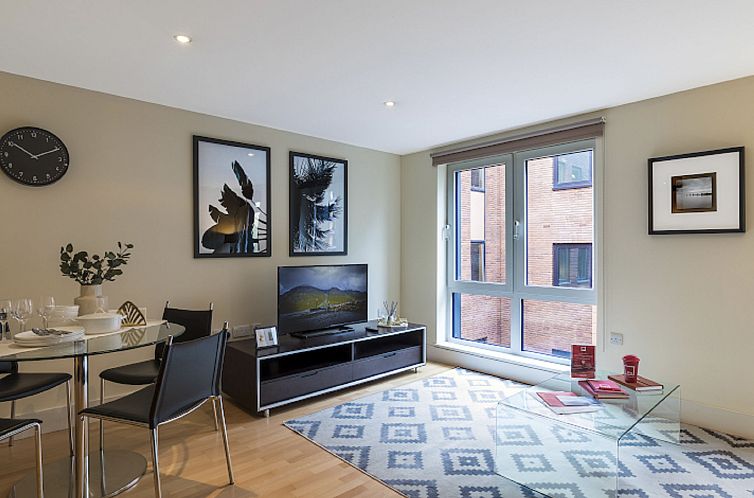 Guest house 06595410 - Apartment England - Appartement Sir JL