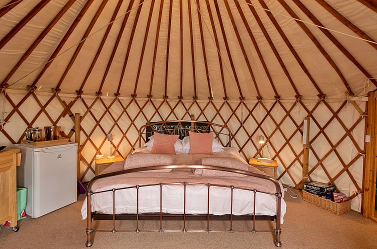«Bramble Yurt»