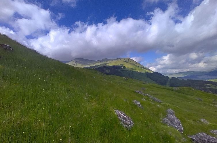 Vakantiehuis Benmore Farm House in Stirling mit Bergblick