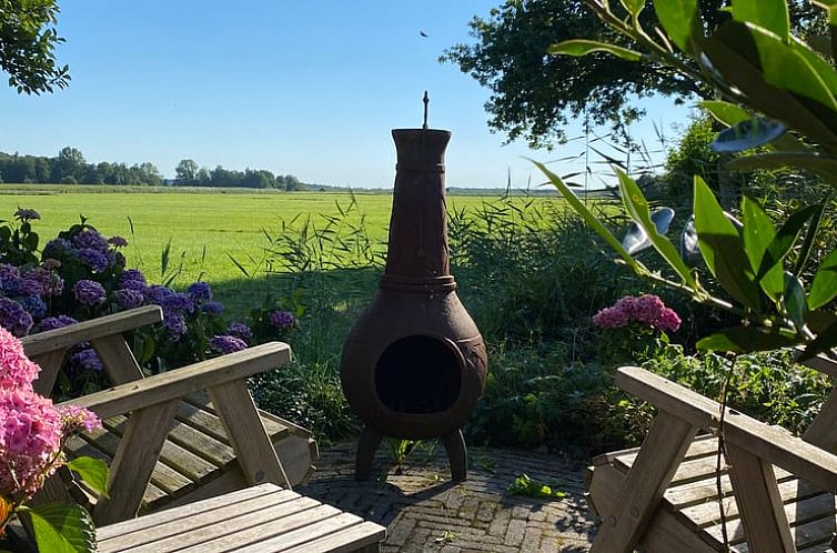 Vakantiehuisje in Oudega