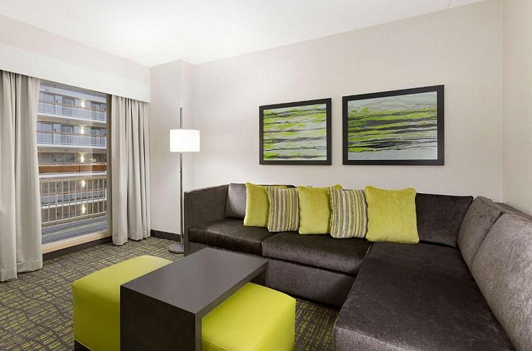 Embassy Suites Newark - Wilmington/South