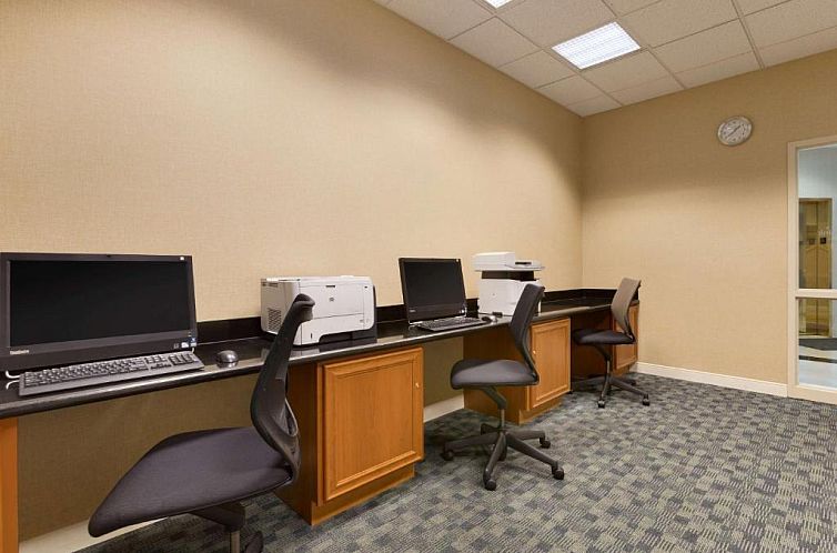 Embassy Suites Newark - Wilmington/South