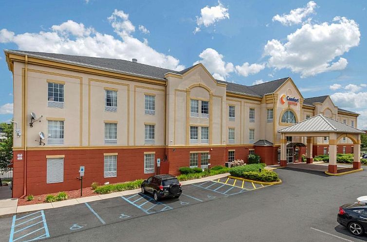 Comfort Suites Newark - Harrison
