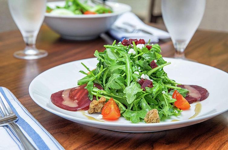 DoubleTree by Hilton Hotel Newark Airport