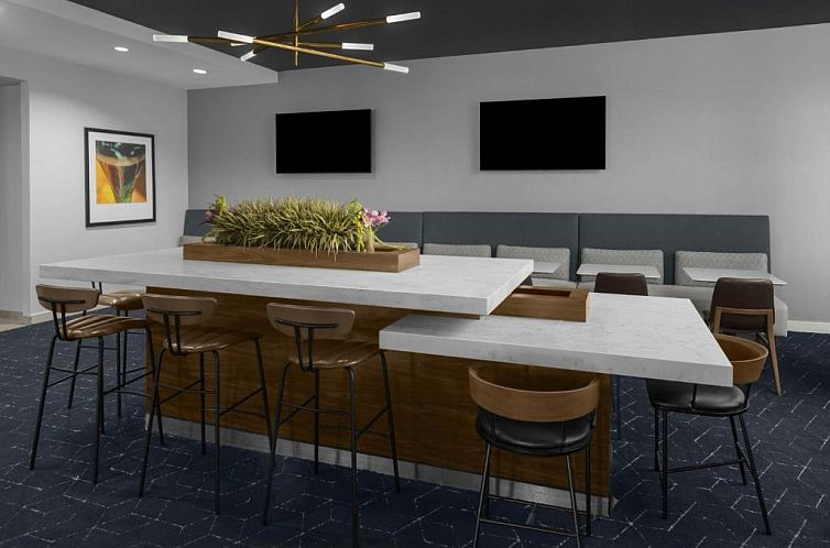 Courtyard by Marriott Atlanta Buckhead