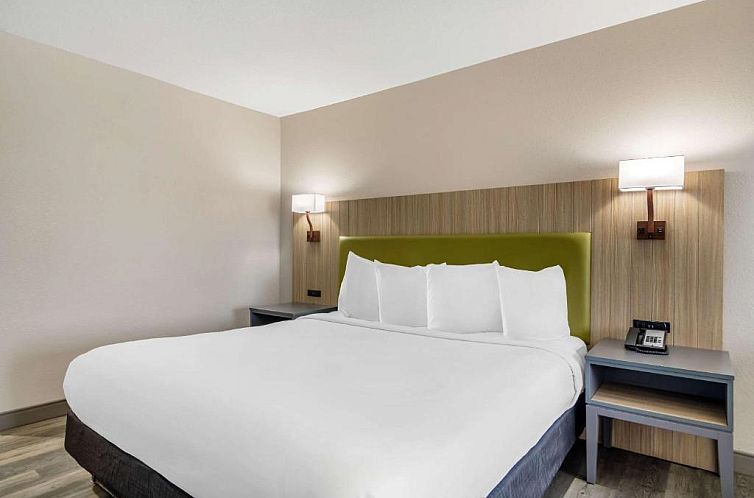 Country Inn & Suites by Radisson, Atlanta Airport South, GA