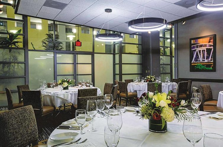 Embassy Suites Atlanta at Centennial Olympic Park