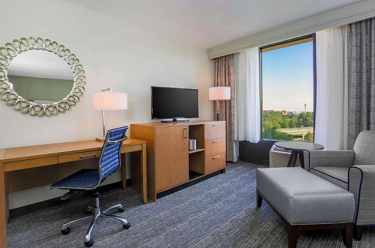 DoubleTree by Hilton Atlanta Airport