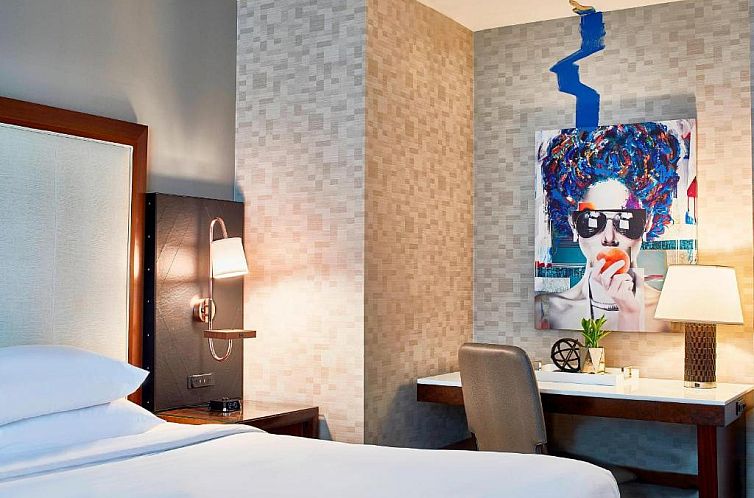 Renaissance Atlanta Midtown Hotel