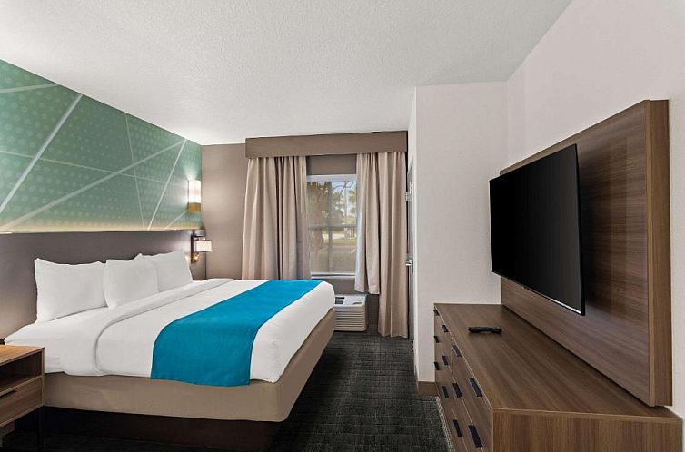 Comfort Suites Vero Beach I-95