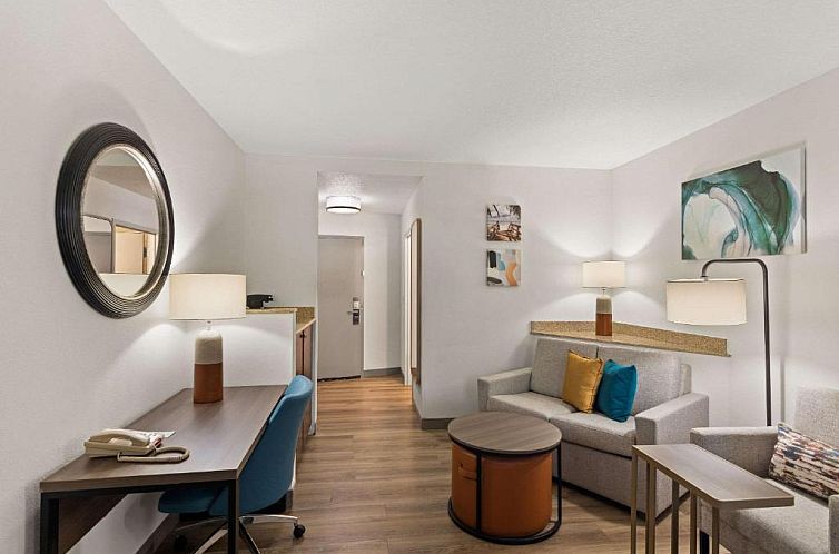 Comfort Suites Vero Beach I-95