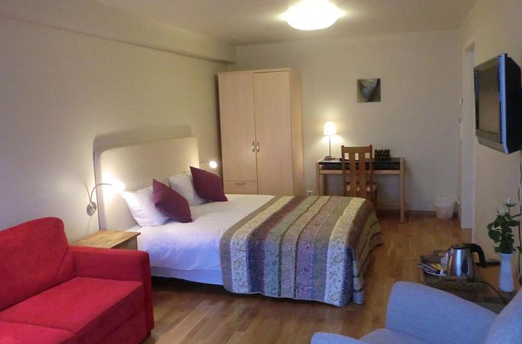 Lavik Fjord Hotel & Apartments