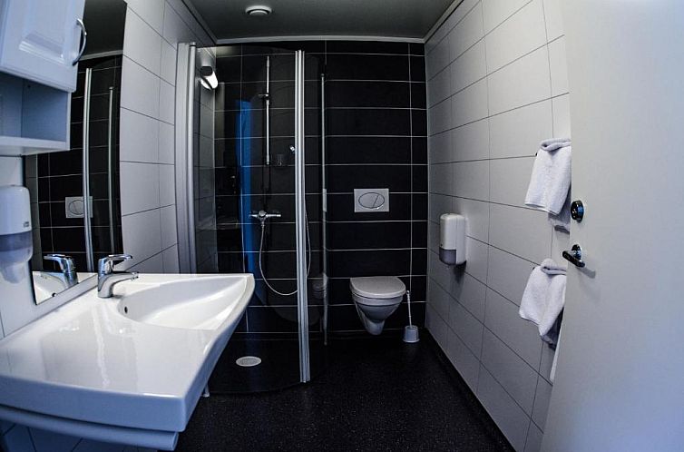 Lavik Fjord Hotel & Apartments