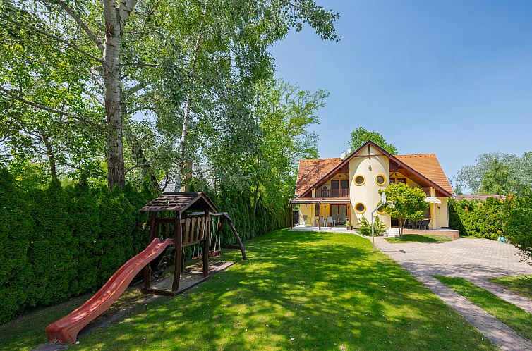 Guest house 0730220 - Apartment Balatonlake - Appartement Jókai