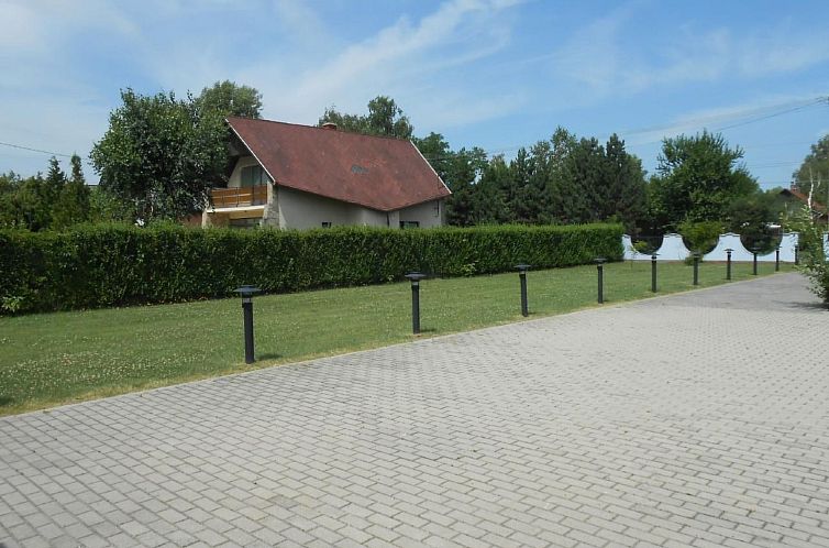 Vakantiehuis mit Garten, Grill und Terrasse