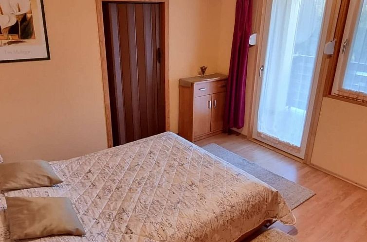 Vakantiehuis mit Grill, Terrasse und Garten