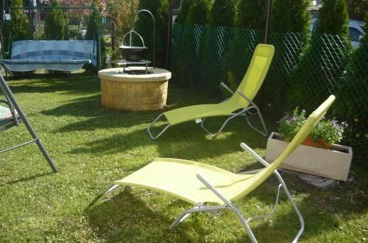 Vakantiehuis mit Grill, Terrasse und Garten