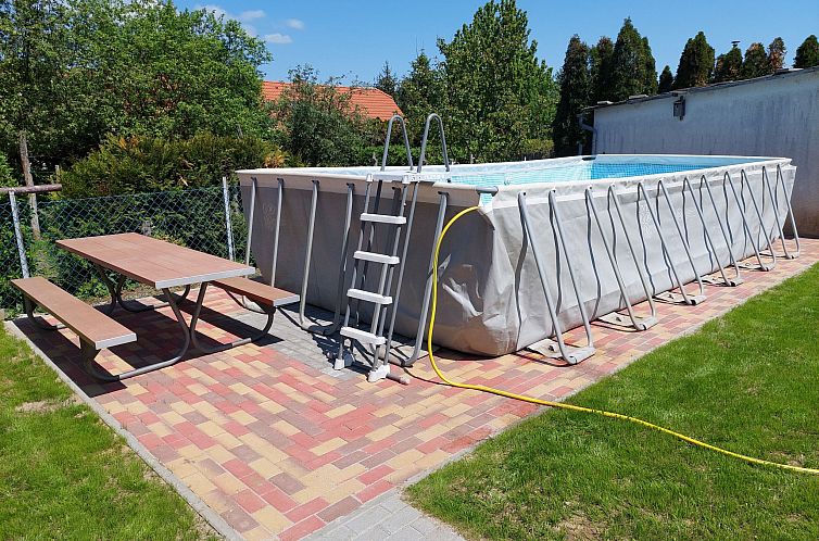 Vakantiehuis Schönes Ferienhaus mit sehr großem Pool