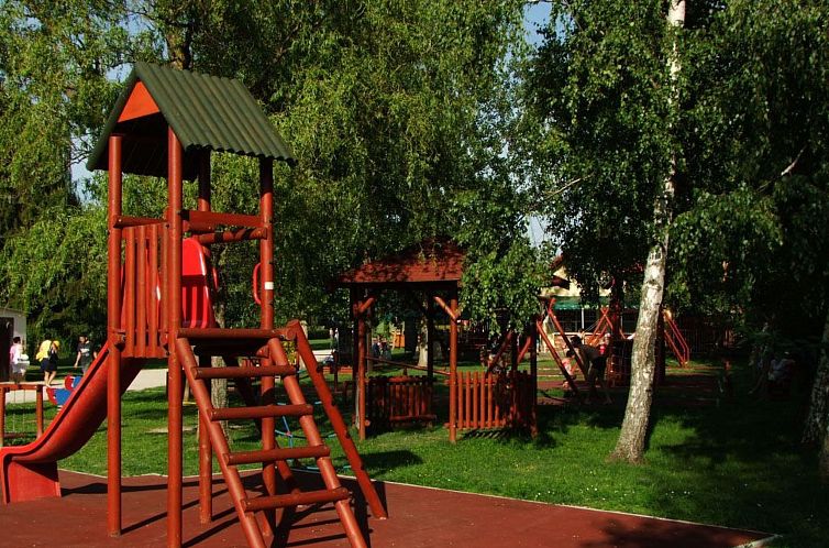 Appartement Wohnung in Balatonberény mit Möblierter Terras