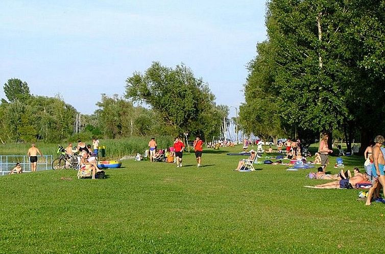 Appartement Wohnung in Balatonberény mit Möblierter Terras