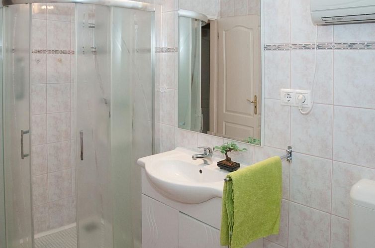 Vakantiehuis Hochwertiges Ferienhaus Steffi mit Terrasse