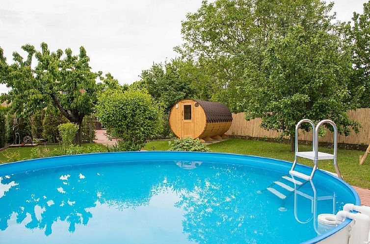 Vakantiehuis Wohnung mit Garten, Grill und Gemeinschaftspool