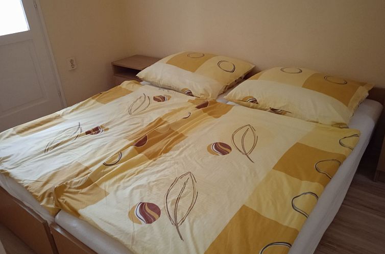 Vakantiehuis Kleines Ferienhaus in einer ruhigen Strasse