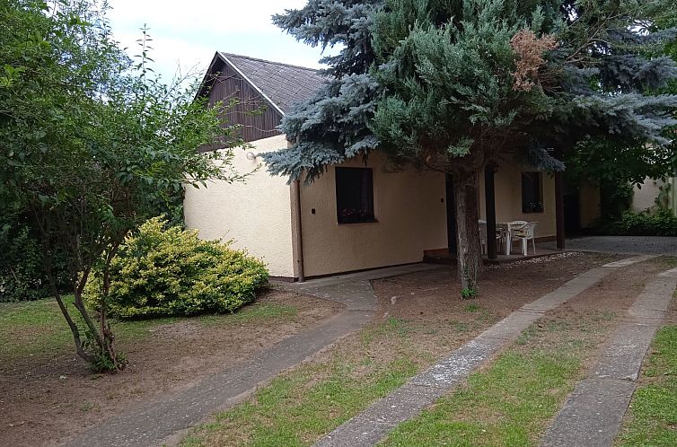 Vakantiehuis Kleines Ferienhaus in einer ruhigen Strasse