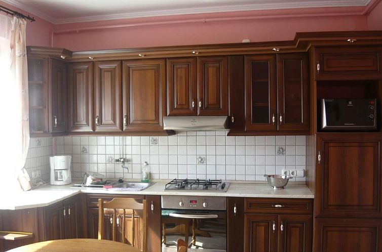 Appartement mit möblierter Terrasse