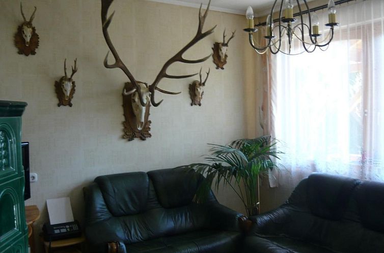 Appartement mit möblierter Terrasse