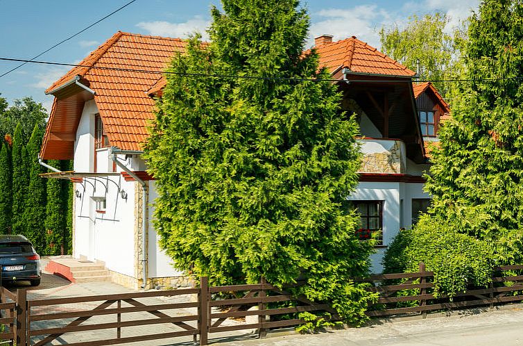 Vakantiehuis Tamas (SZA180)