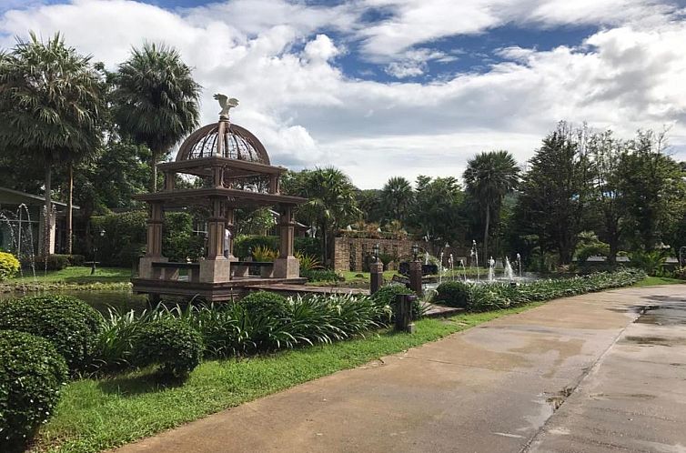 Nana Resort Kaengkrachan