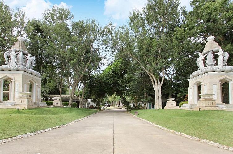 Nana Resort Kaengkrachan