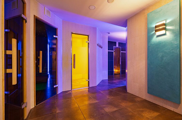 Appartement Holiday Club 3