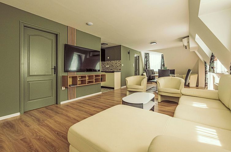 Appartement Caesar Apartment mit Terrasse, nahe dem Balaton