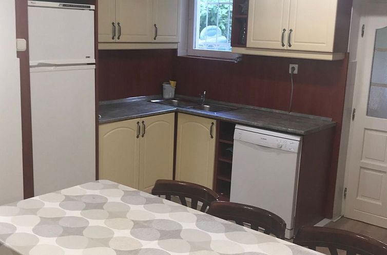 Vakantiehuis Klimatisiertes Ferienhaus in Siófok mit Grill